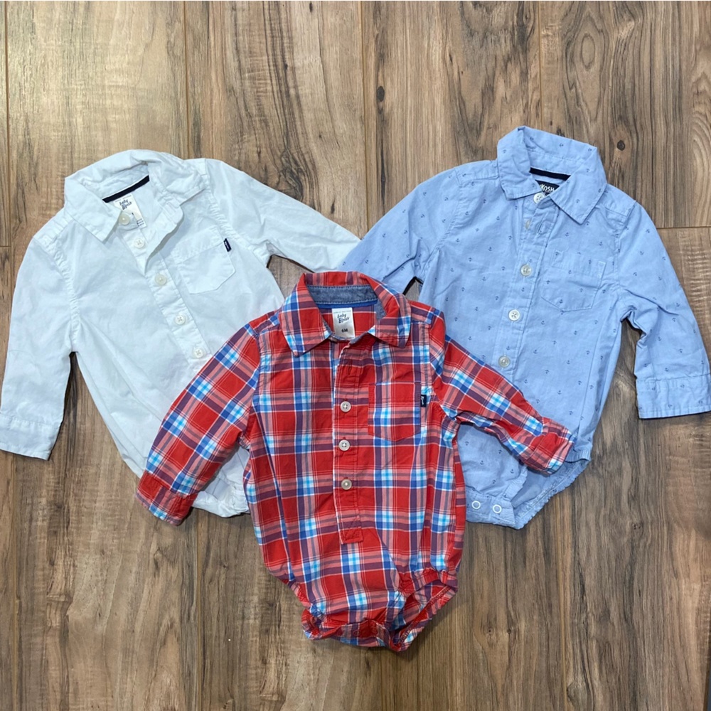 ORIGINALLY$90 Size 6 Month Oshkosh Baby Bodysuit (3 pieces included) PRFCT CNDTN